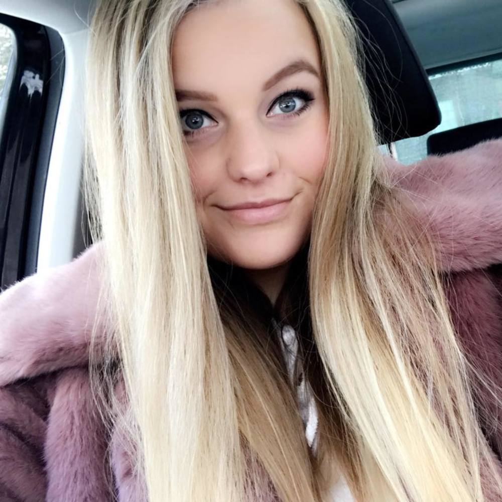 Meet your Posher, Lucy